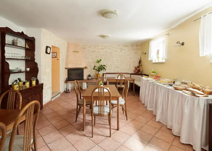Casa de hóspedes Rossini 3*
